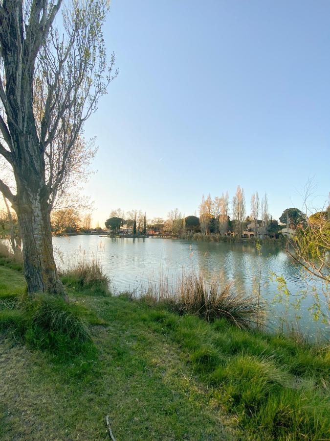 Joli Appartement 27M2 Oasis Provencale En Village Vacances En Camargue Arles Exterior foto