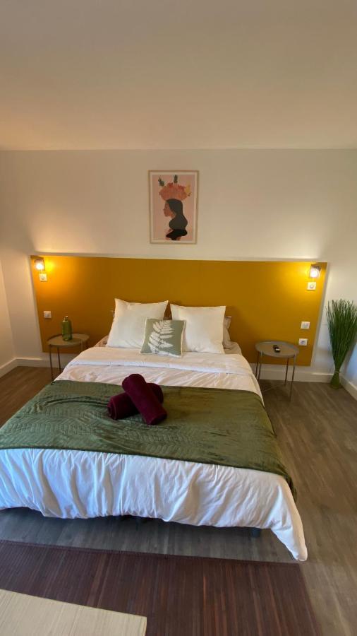 Joli Appartement 27M2 Oasis Provencale En Village Vacances En Camargue Arles Exterior foto